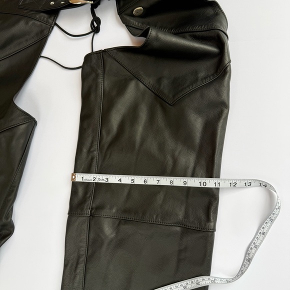 Men’s Genuine Harley Davidson USA Made Leather Chaps Size Large - Picture 9 of 16